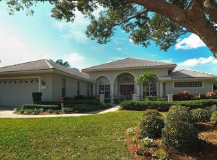 6653 Saint James Xing, University Park, FL 34201
