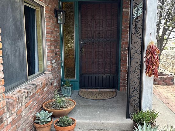 4th image of 10600 Kinross Ave APT A