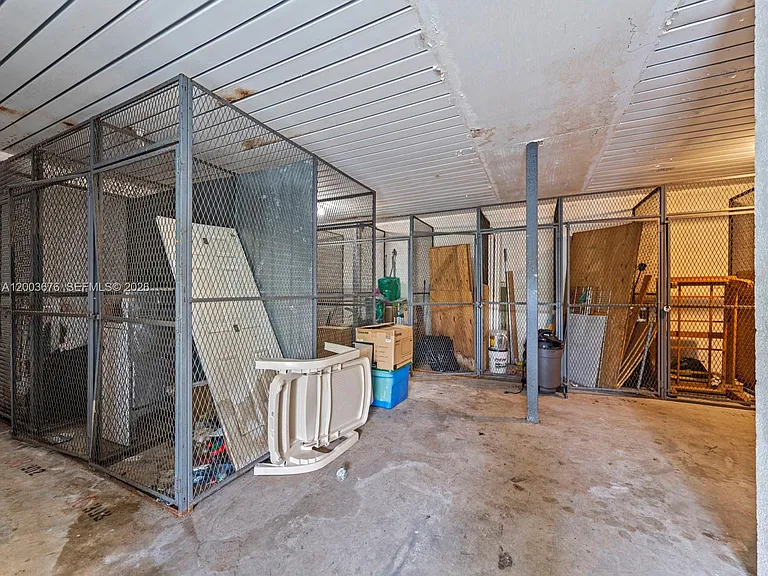 4235 N University Dr #312 — Photo 20