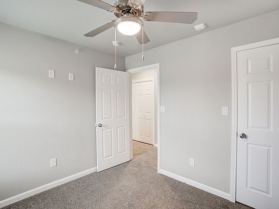 5th image of 278 Plez Morgan Dr #C