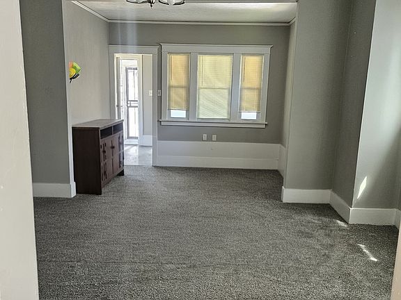 5th image of 2519 Binney St