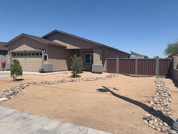 Front view with RV Gate