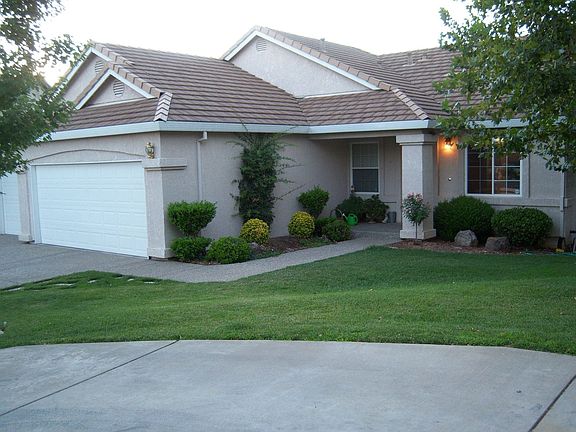 Newer Fair Oaks Home Geat Location