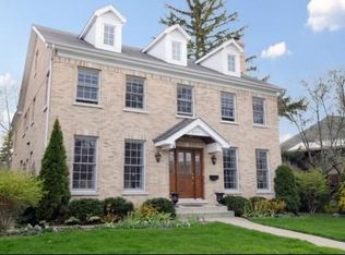 2011 Birchwood Ave, Wilmette, IL 60091