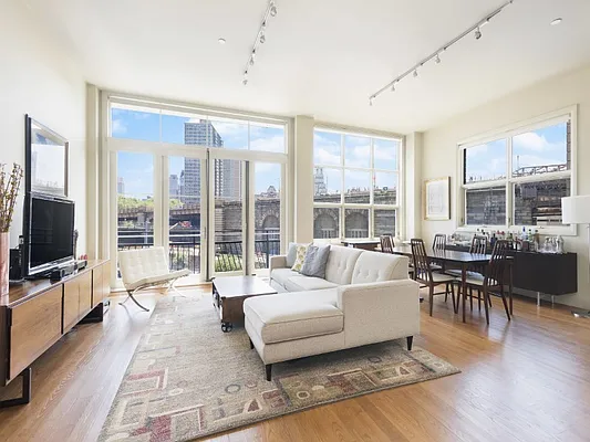 Sold by Sotheby's International Realty | media 1