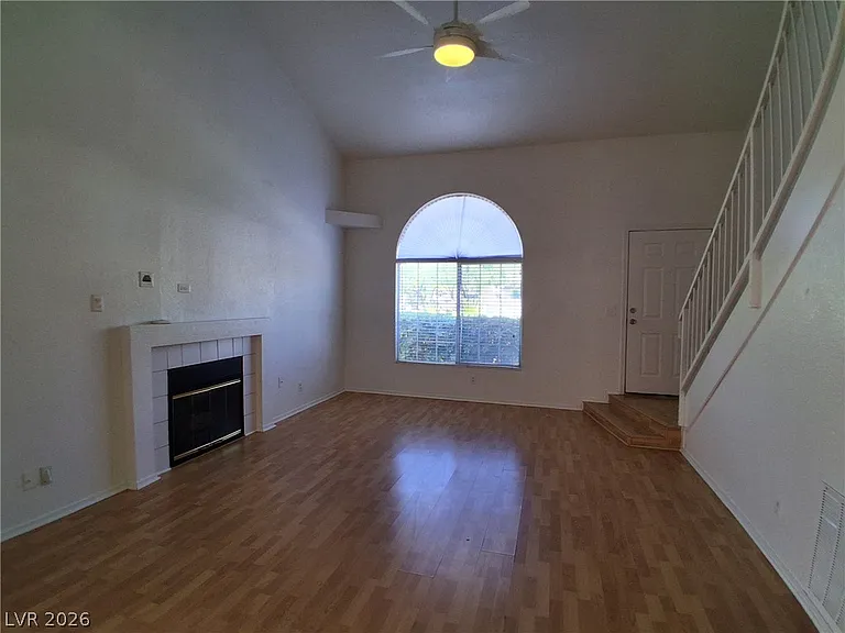 8023 Simone Ave — Photo 2