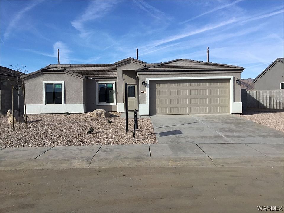 1st image of 5207 N Valle Verde