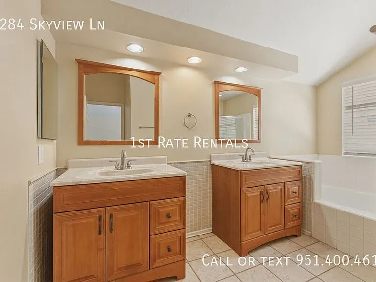 3284 Skyview Ln — Photo 14