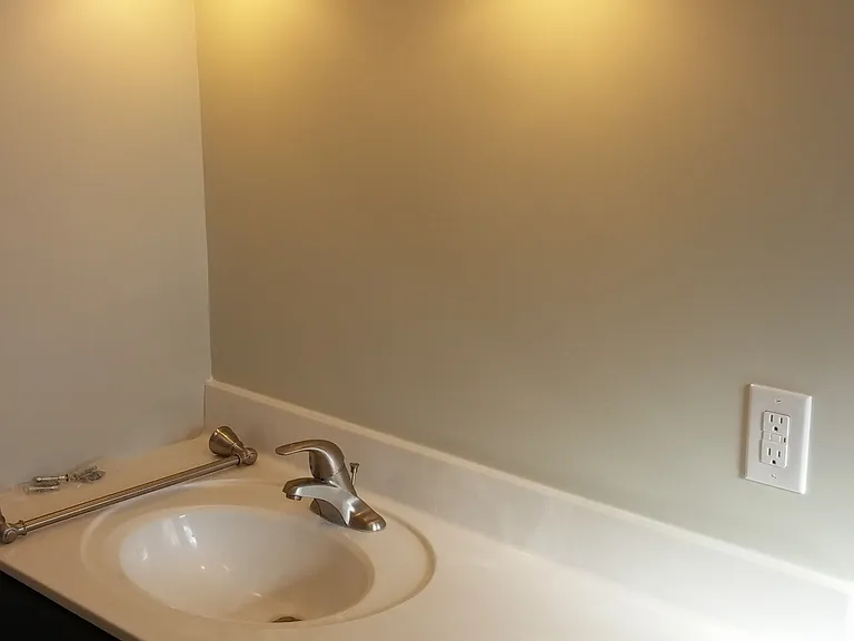 140 W Adams Ave #2 — Photo 6