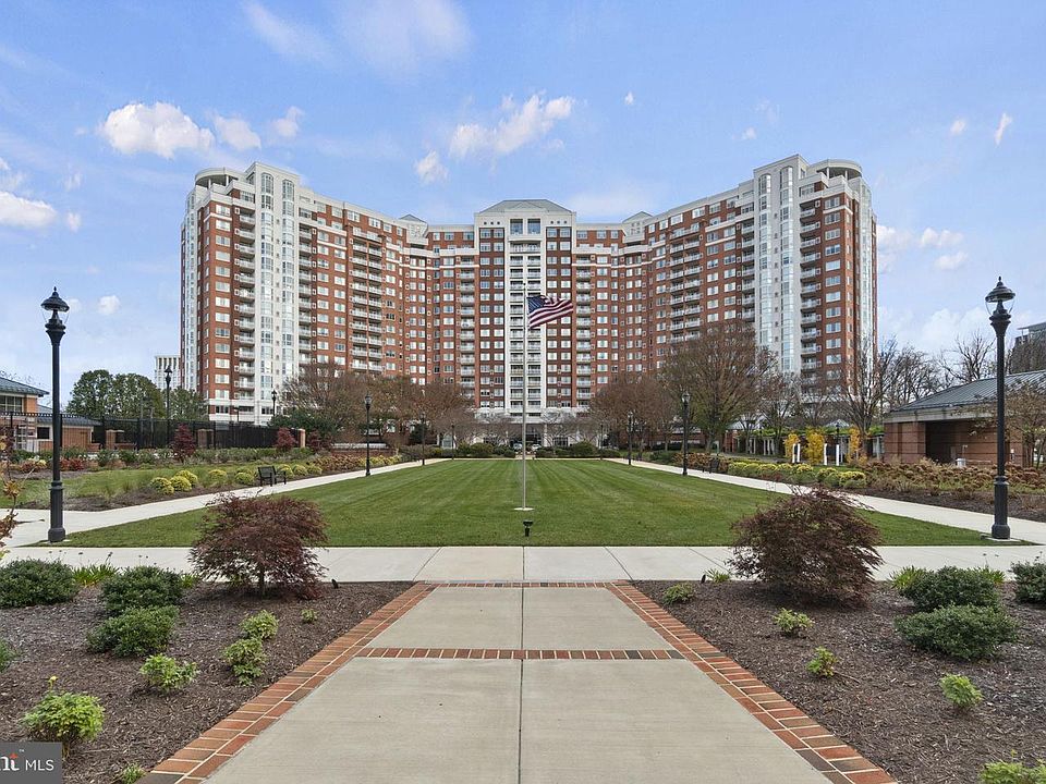 1st image of 5809 Nicholson Ln APT 1107