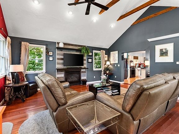 4th image of 28 Gordon Rd