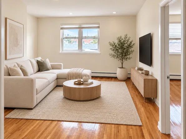 60-32 56th Ave #2, Maspeth, NY 11378