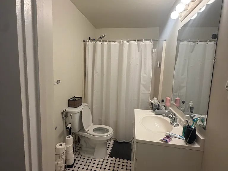 1213 Cambridge St #1 — Photo 5
