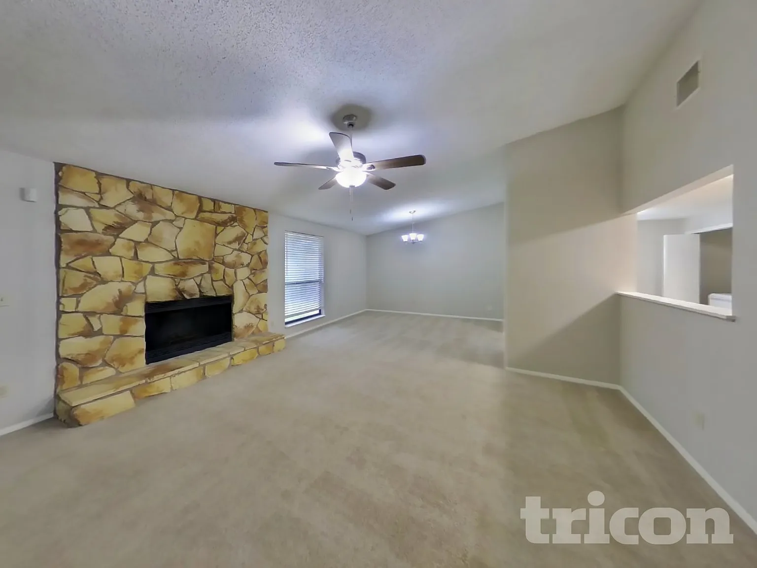 8338 Knotts Landing Drive E Jacksonville FL — Photo 2