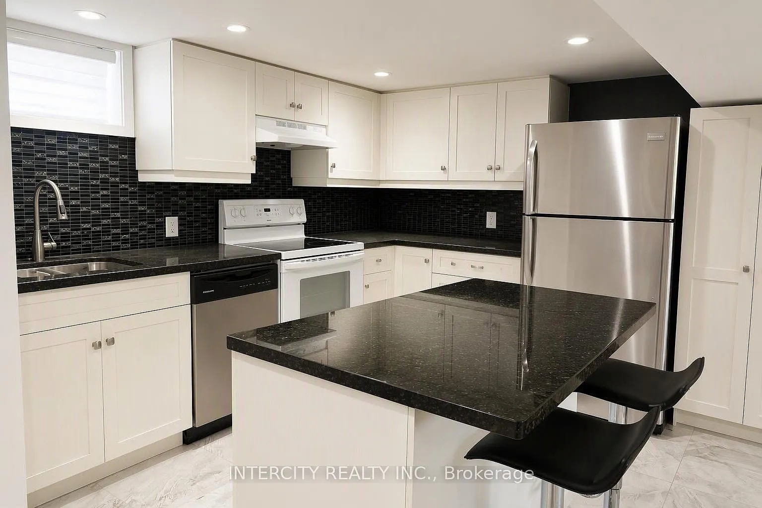 1 bed, $1,500 — Photo 2