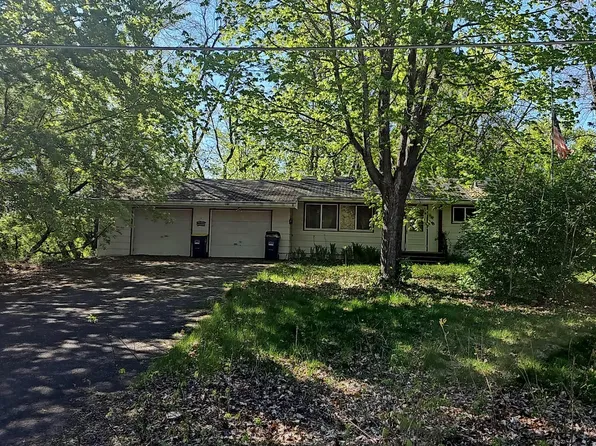 13371 Andrews Ave, Lindstrom, MN 55045