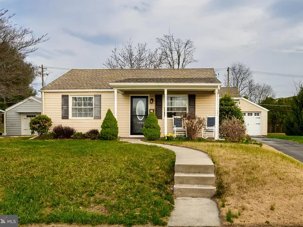 1212 Glenwood Ave, Hagerstown, MD 21742