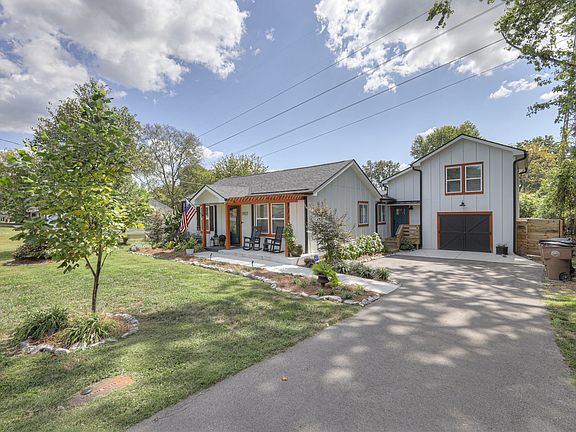 4th image of 2925 Teakwood Dr