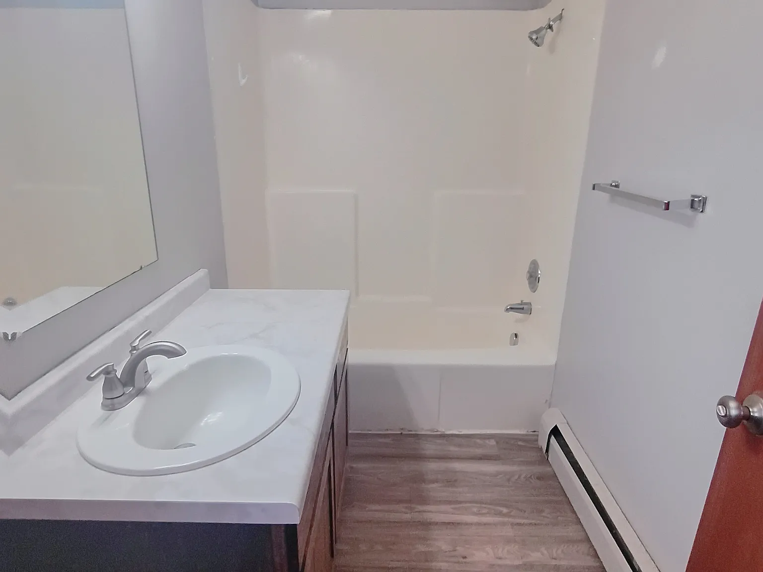1 bed, $795 — Photo 3