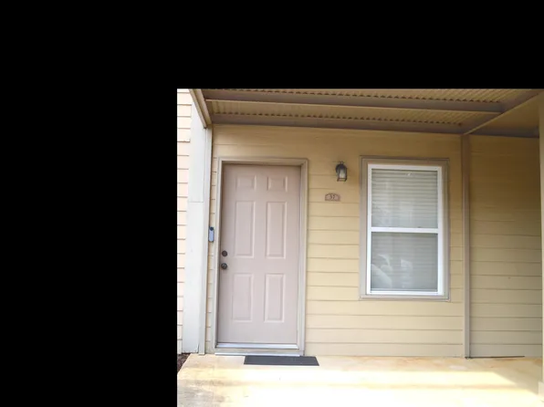 210 15th St E APT 37, Tuscaloosa, AL 35401