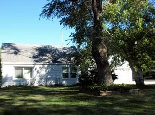 6352 N 118th St, Milwaukee, WI 53225