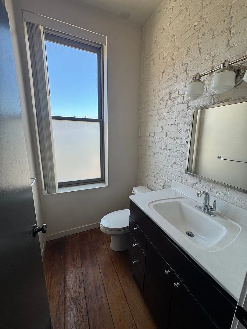 336 Saint Paul Street — Photo 3