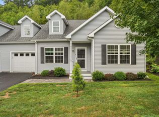 10 Fiddlehead Dr UNIT 10, New Milford, CT 06776