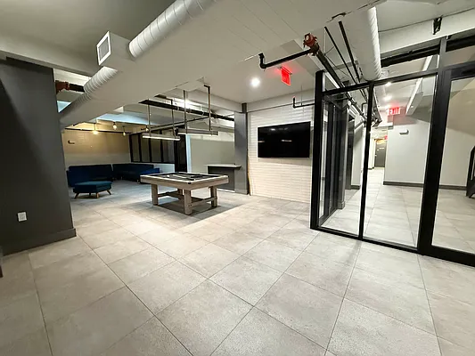 Rented by ERNY LLC | media 35