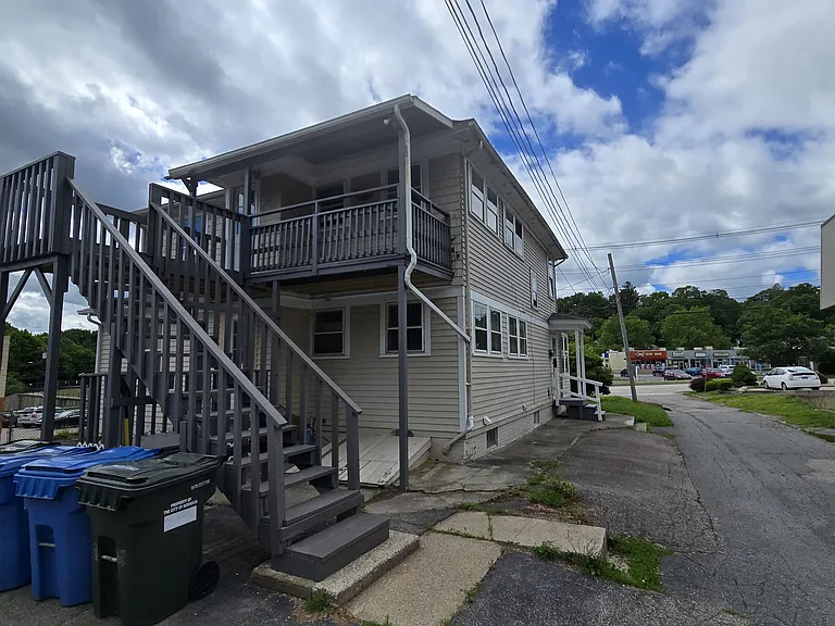 257 W Main St #2 — Photo 3