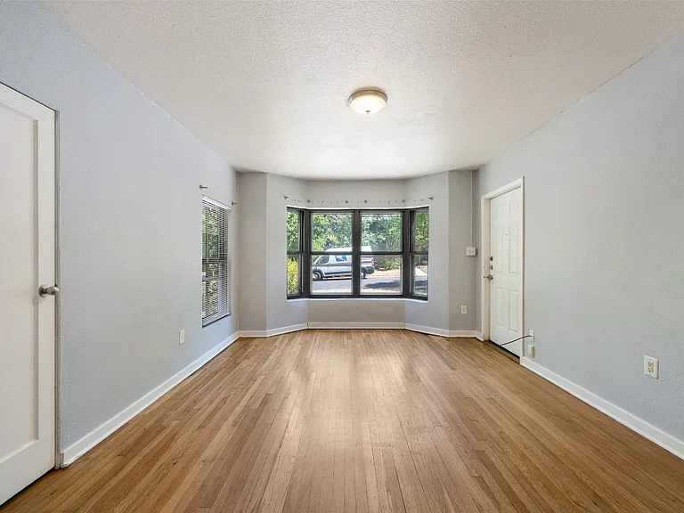 1401 Kirkwood Rd #A — Photo 8