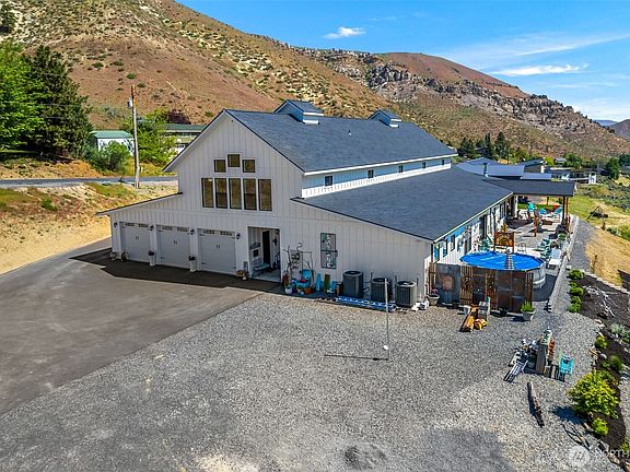 4th image of 1541 Pitcher Canyon Road