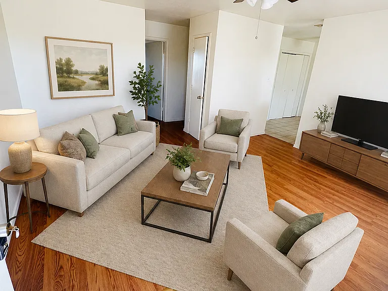 1111 Horizon Dr — Photo 10