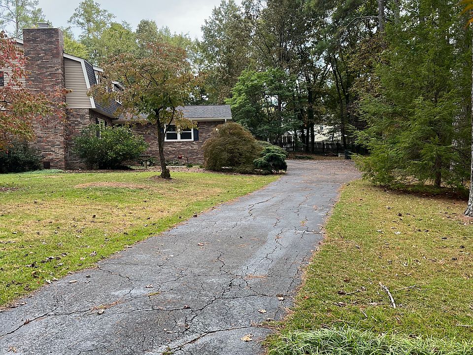 1st image of 255 Campground Cir
