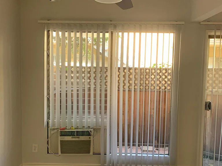 1035 N Edinburgh Ave #5 — Photo 6