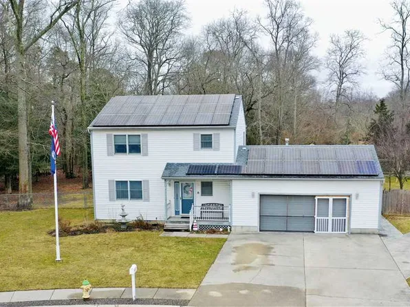 8 Merganser Ct, Cape May, NJ 08204