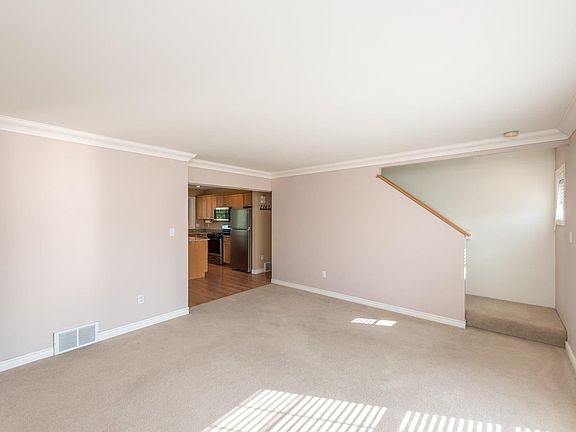 4th image of 1033 Bluestem Ln