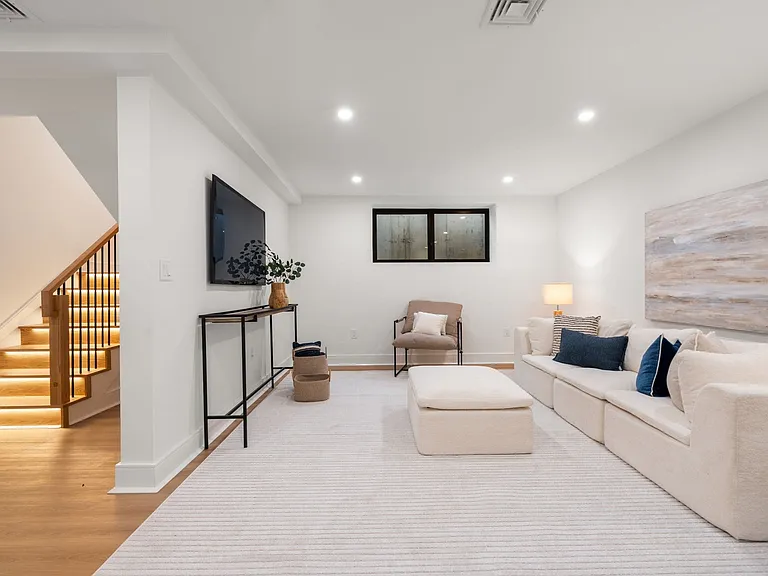 30 Keefe Ave #28 — Photo 28