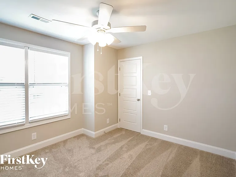 660 Alvin Rd — Photo 13