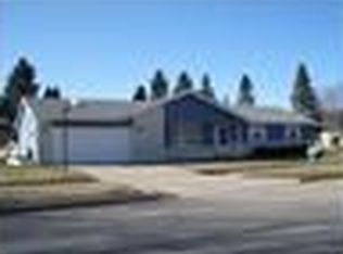 675 Summit St, Hartford, WI 53027