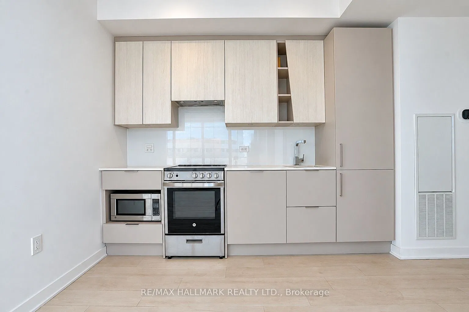 3 bed, $3,250 — Photo 2