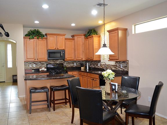 3rd image of 10280 W Foothill Dr
