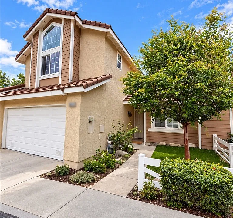 9672 Fairfield Ct
