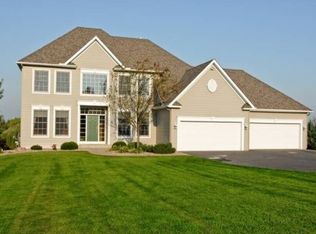 19116 Greenview Ct, Prior Lake, MN 55372