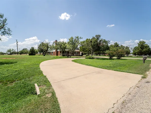 102 Five Oaks Rd, Abilene, TX 79606