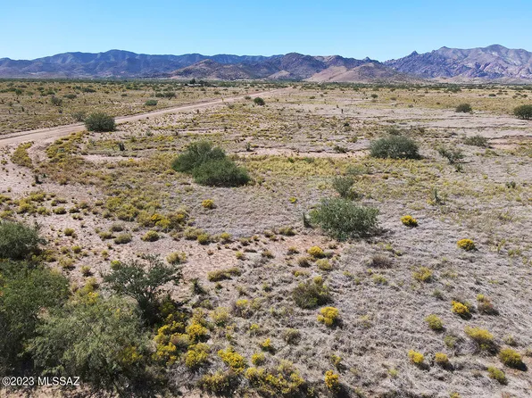 1 W Highland Rd #16, Pearce, AZ 85625