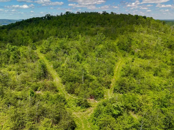 775 Old County Road, Washington, ME 04574