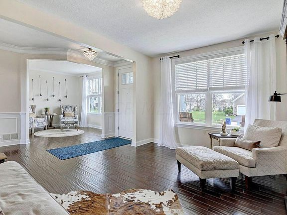 5th image of 1128 Balmoral Dr