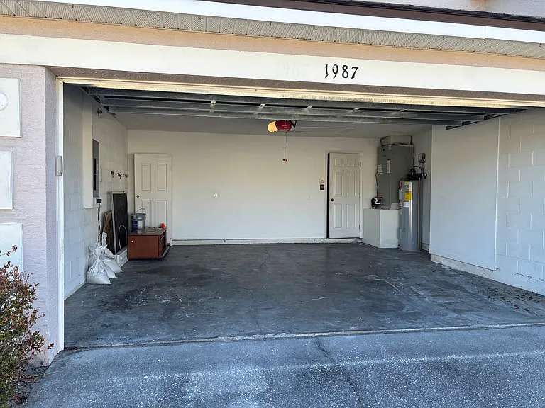 1987 Lady Elisabeth Ave — Photo 17