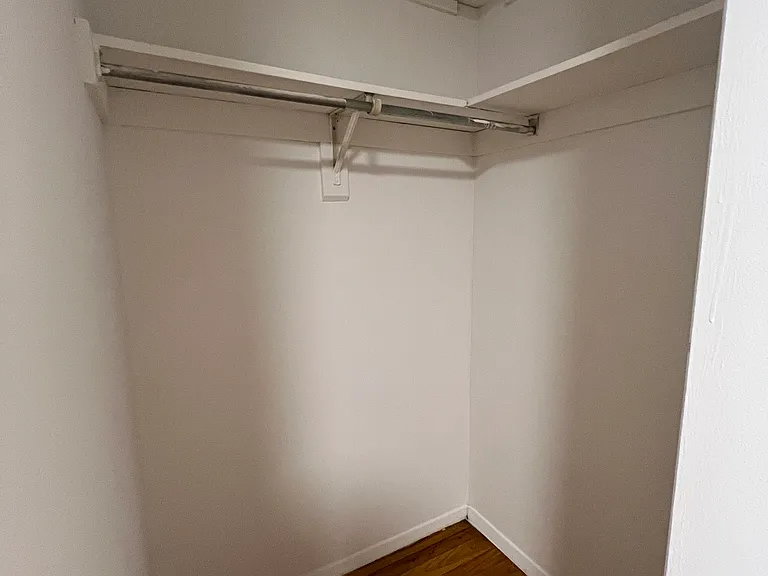 333 E 95th St #1A — Photo 16