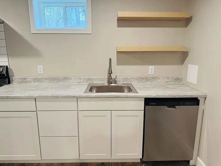 1718 Virginia Ln — Photo 21